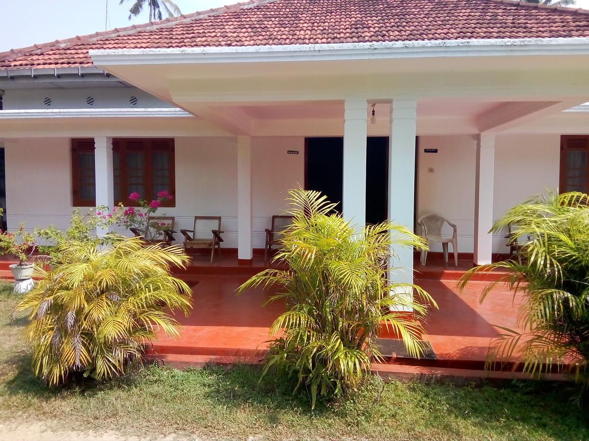 Ocean Edge Villa Midigama Timur Bagian luar foto